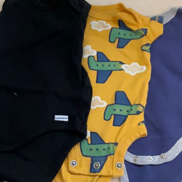 Assorted Color Kids Bodysuits Set - Picture 3 of 6